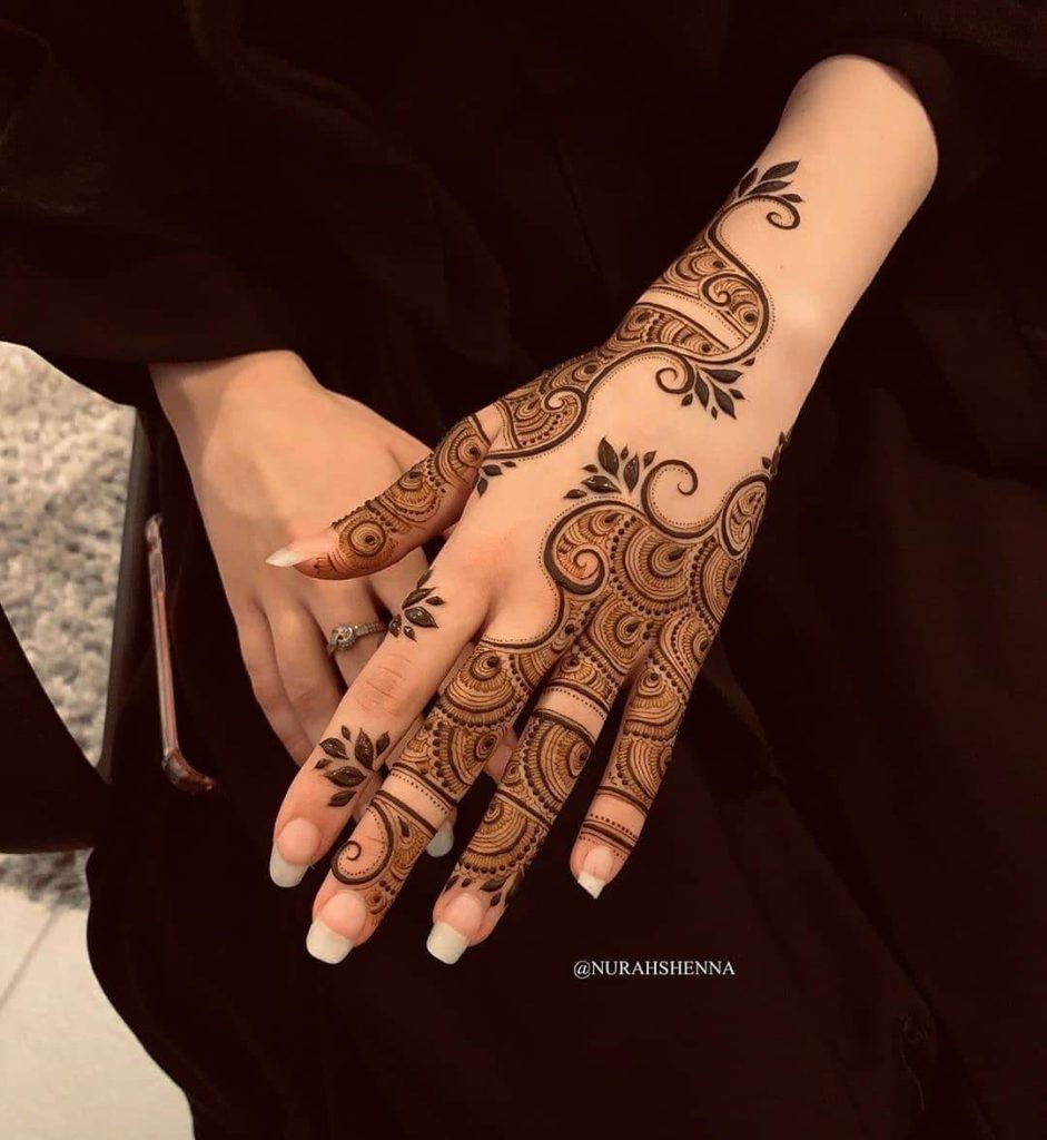simple mehndi designs photos