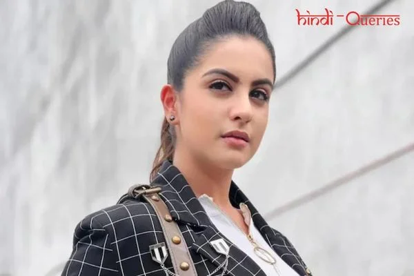 तुनिशा शर्मा का जीवन परिचय (Tunisha Sharma Biography in Hindi)